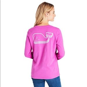 pink vineyard vines tee